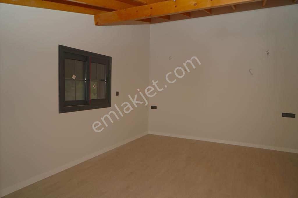 Eşsiz Doğa Ve Deniz Manzaralı 5+1 Forleks Villa - Görsel 11