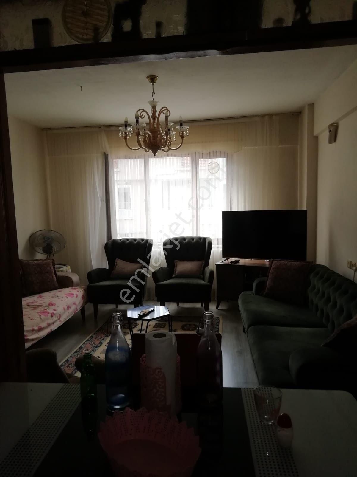 İnegöl Avm Yakınında İşlek Bir Merkezi Bölgede 70 M2'den 3 Daire Ve 1 Dükkan İle Komple Satılık Bina - Görsel 24