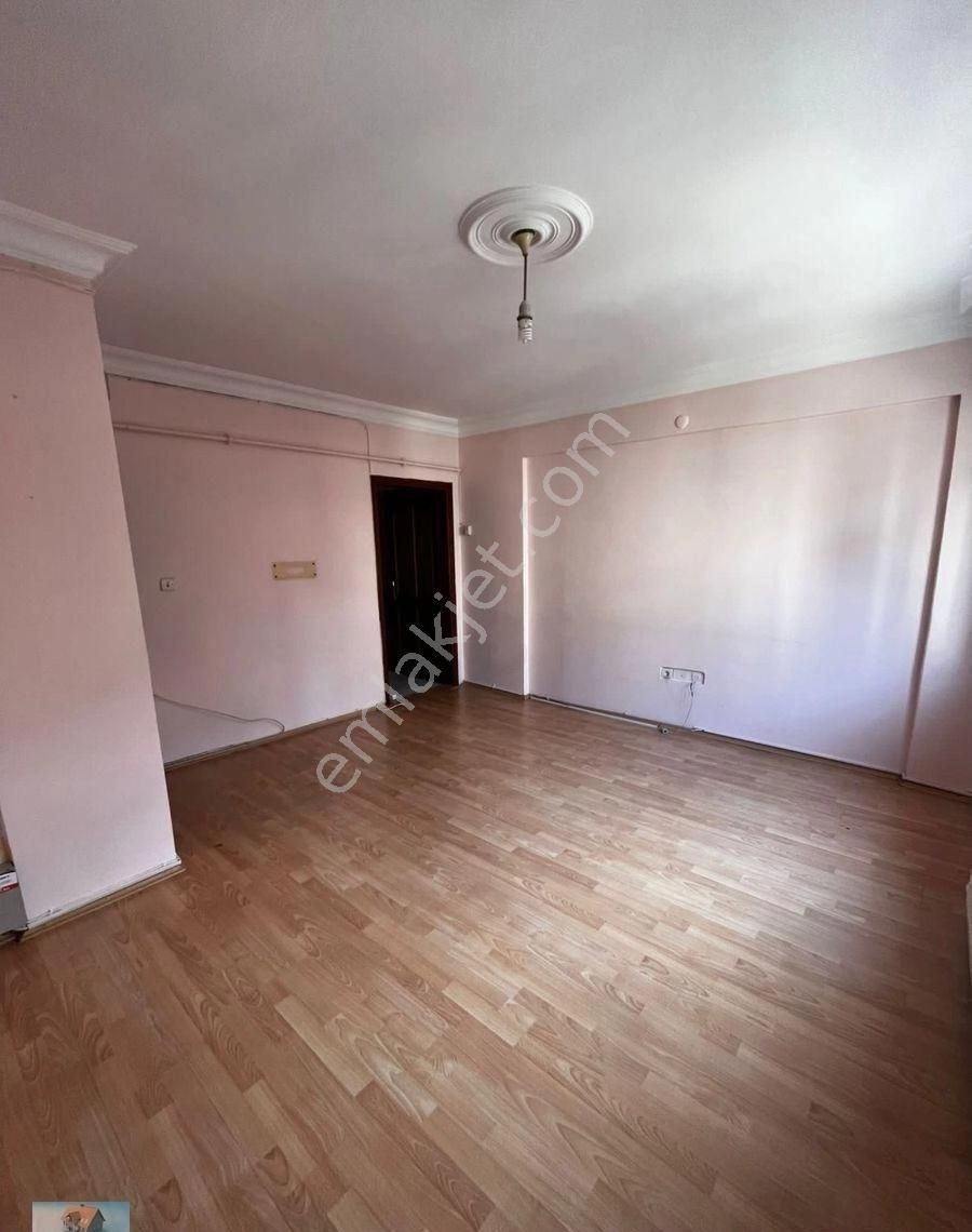 Beşiktaş Bahçeşehir Üniv Kuzey Kampüs Karşi Sokaği 2+1 Kombili - Görsel 15