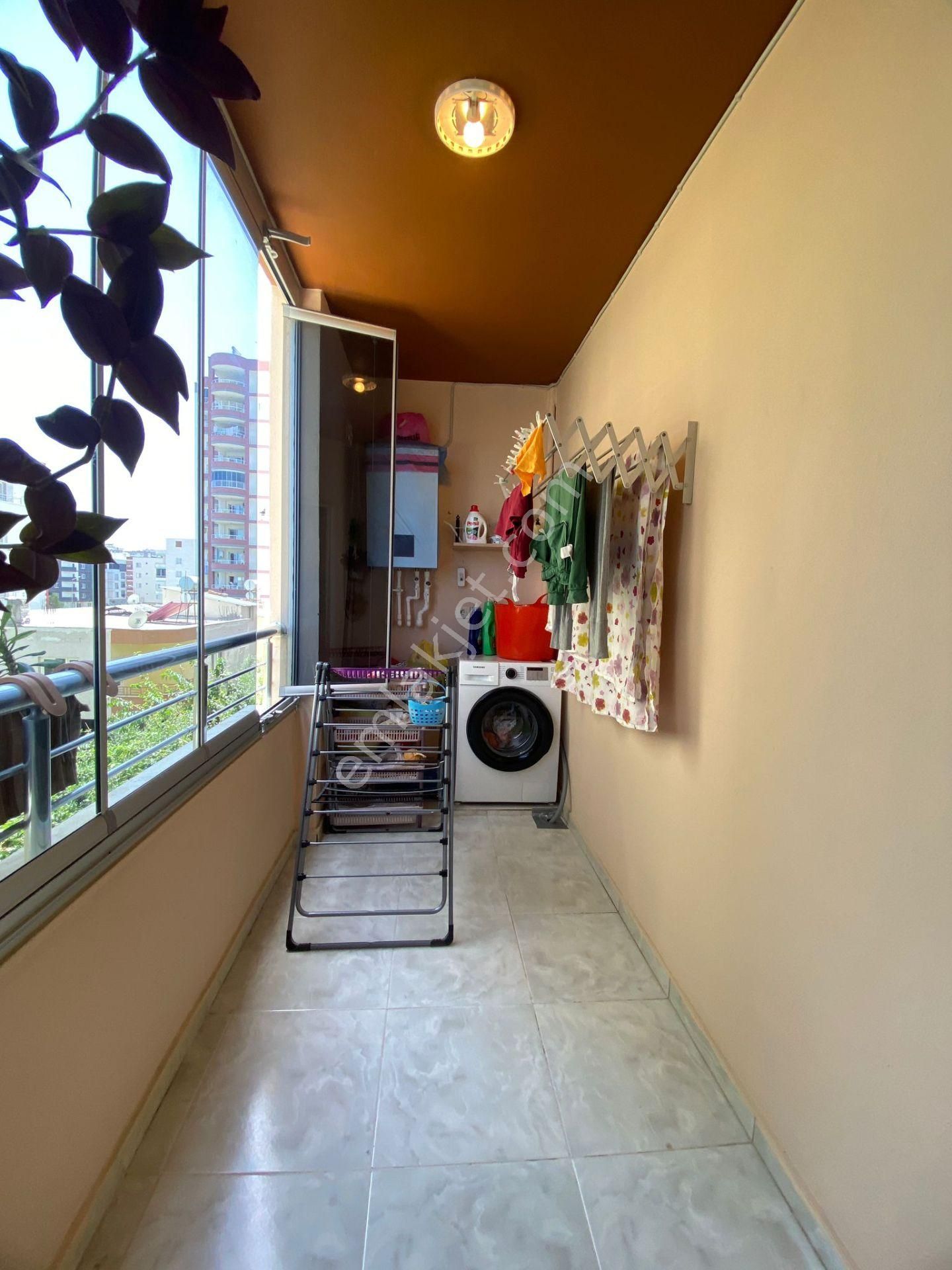 https://imaj.emlakjet.com/listing/13327635/CDC40CD87B562AC246F7702C2748C64C13327635.jpg