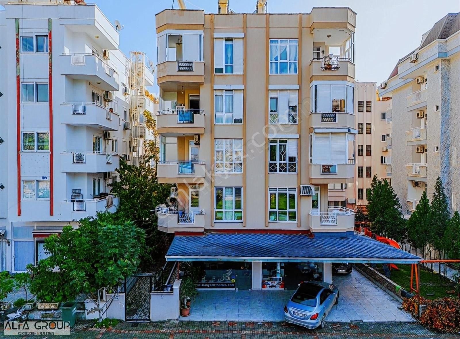 Alanya Cumhuriyet Satılık Daire ÖZDEMİR GAYRİMENKULDEN 2+1 SATILIK EŞYALI FIRSAT DAİRE