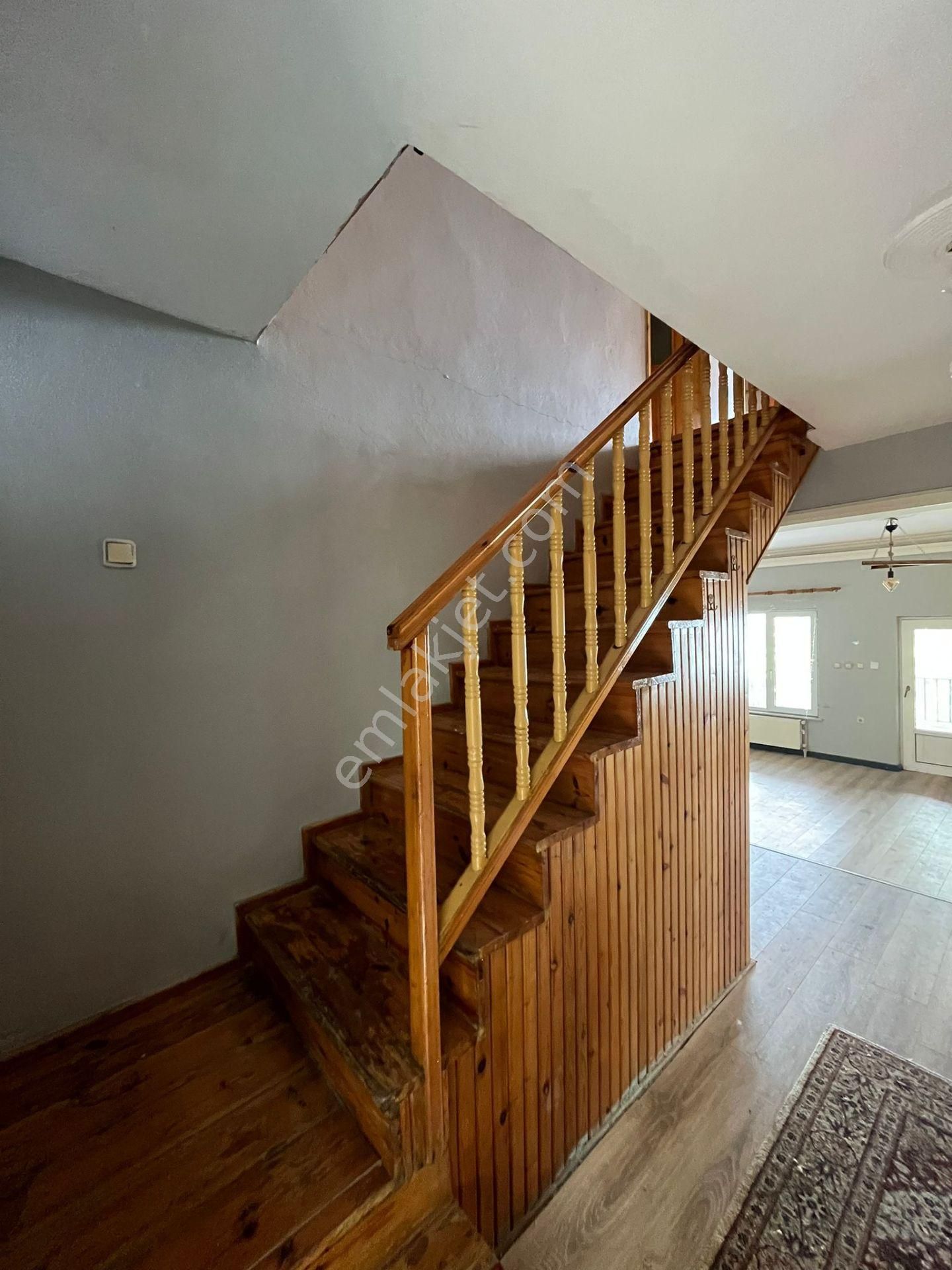 Karamürsel Oluklu'da Satılık Deniz Manzaralı Müstakil Ev Ve Meyve Bahçesi - Görsel 17