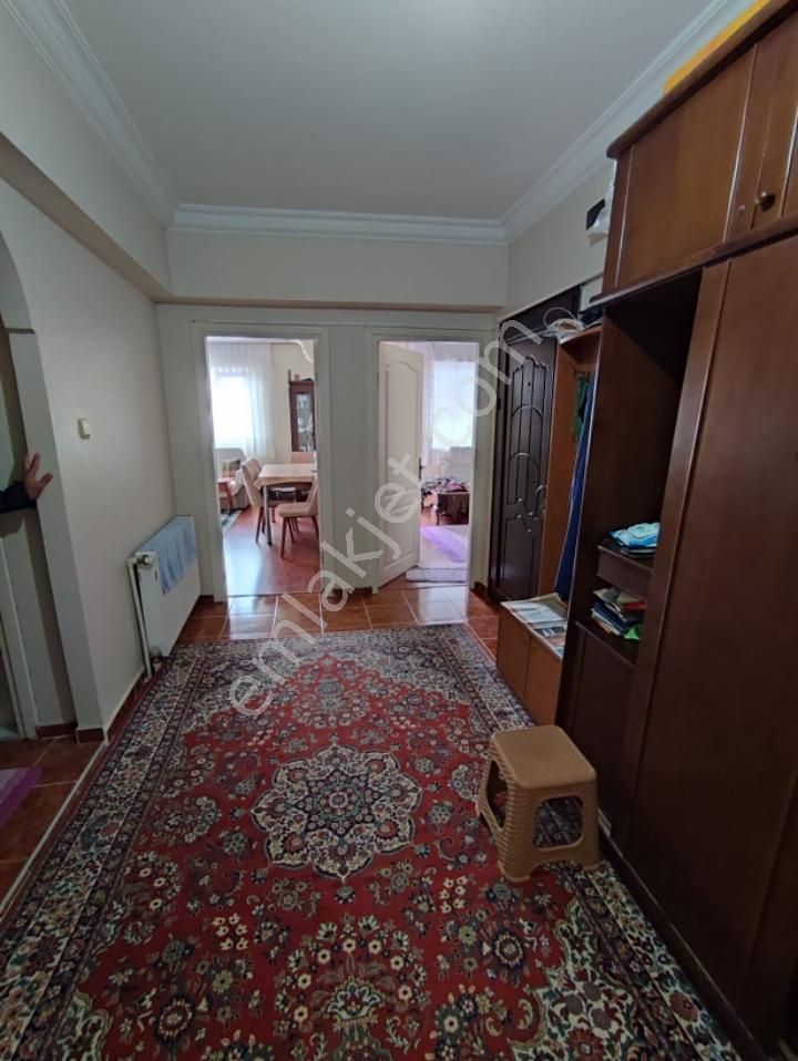 Üçkardeşler Emlakta Satılık Daire Esenler - Görsel 4