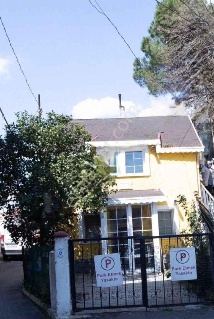 Beykoz Çubuklu Satılık Villa İSTANBUL BEYKOZ'DA 2+2 VİLLA, İSKELEYE YÜRÜME MESAFESİ