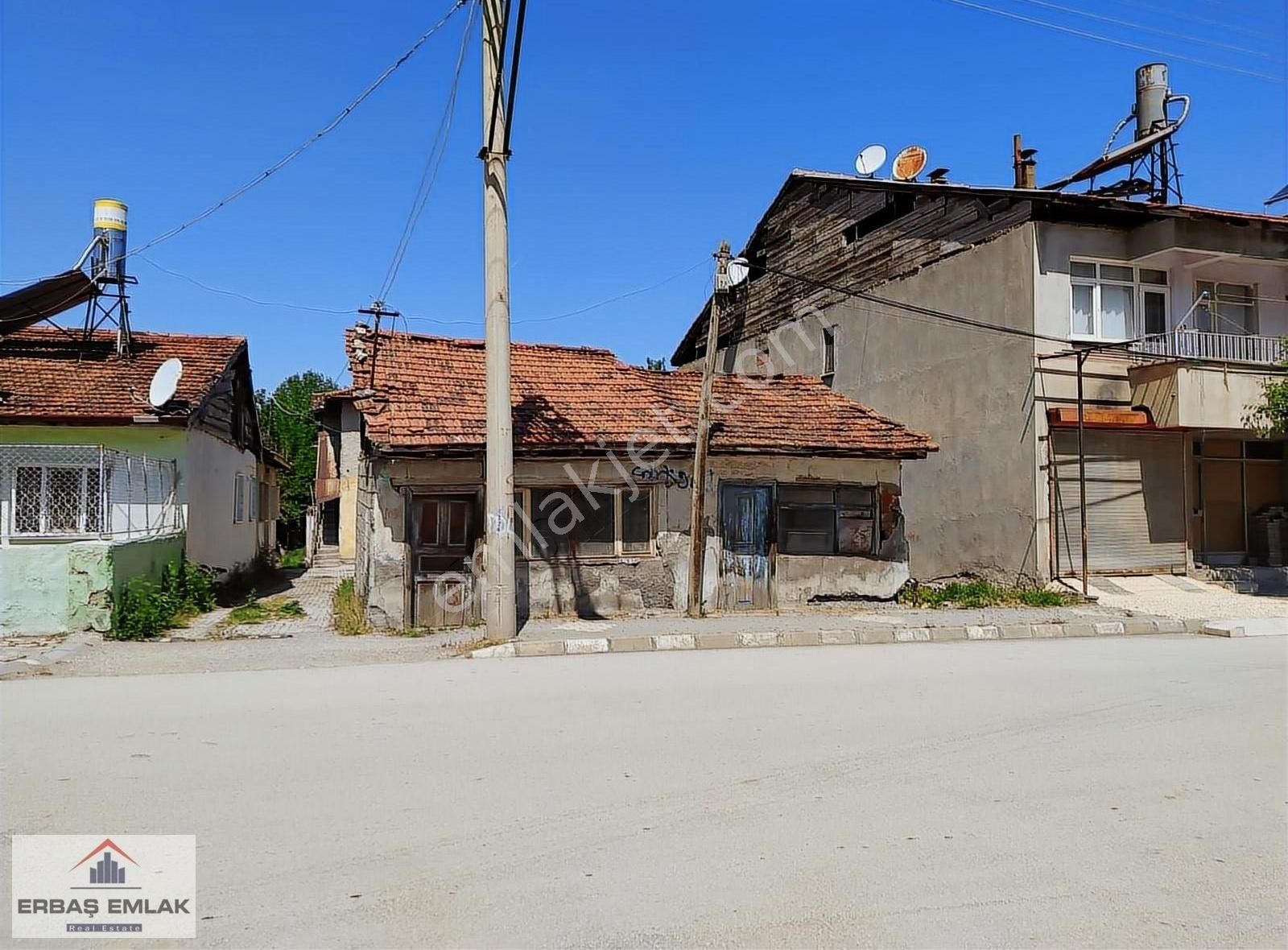 Turhal Hamam Satılık Konut İmarlı TURHALDA HAMAM MAHALLESİ SATILIK IMARLI ARSA