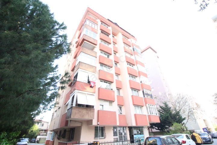 Ataşehir İçerenköy Satılık Daire  Ataşehir İçerenköy de 3+1 Satılık 100m2 Daire