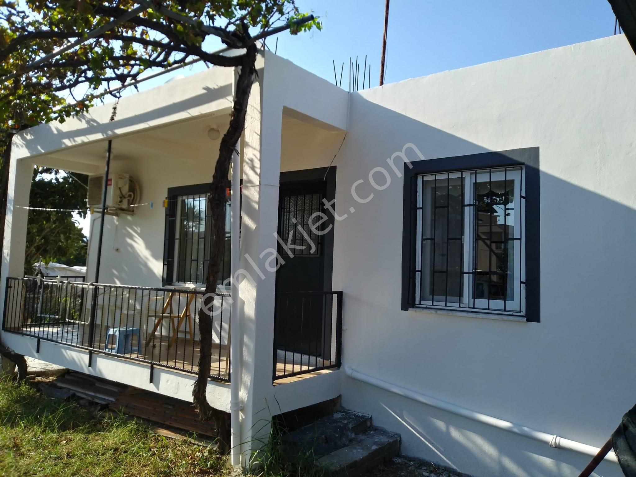 Dyk İnşaat Emlak Dalaman 314 M2 Arsa İçinde ½ 30 Üç Kat İmarlı 2+1 Tek Kat Müstakil Ev - Görsel 3