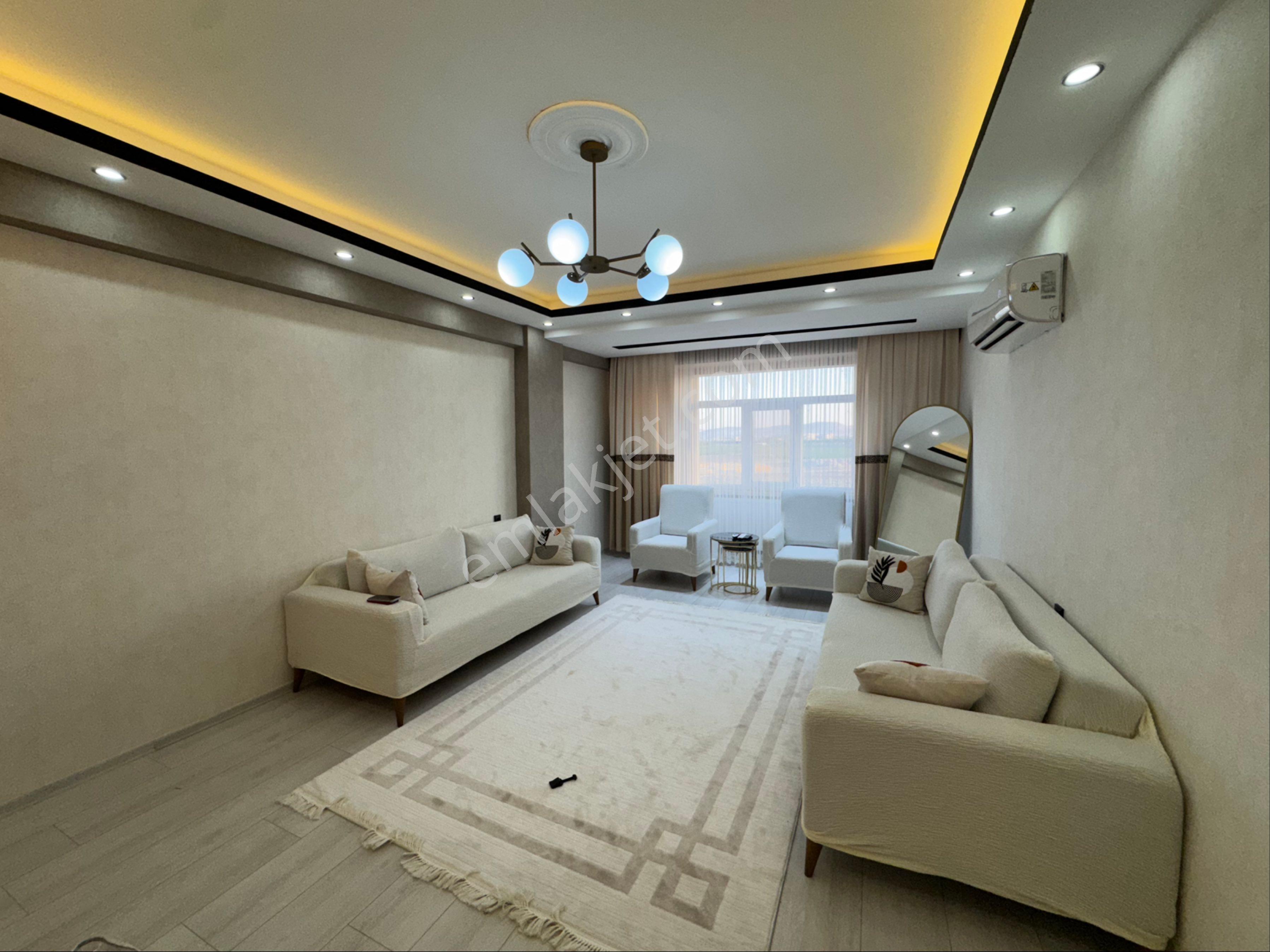 Konukluda 4+1 185 M2 Bakımlı Daire. - Görsel 2