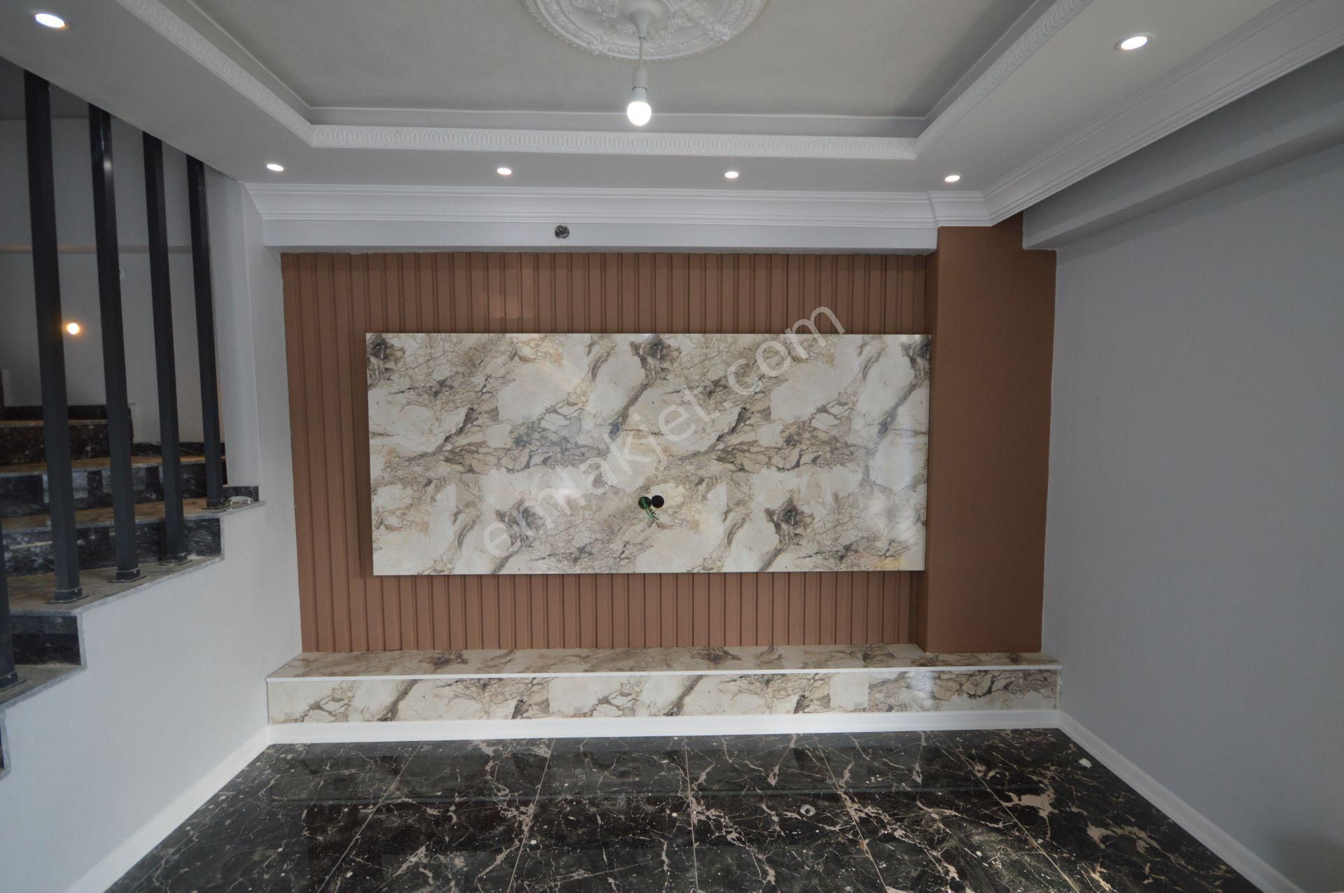 https://imaj.emlakjet.com/listing/13375732/6A1F5584232B8727E725A391A4B4C48113375732.JPG