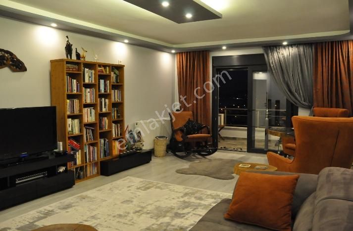 Kapanmaz Deniz Manzaralı, Ayrı Mutfaklı Çok Geniş Dupleks Daire - Görsel 5