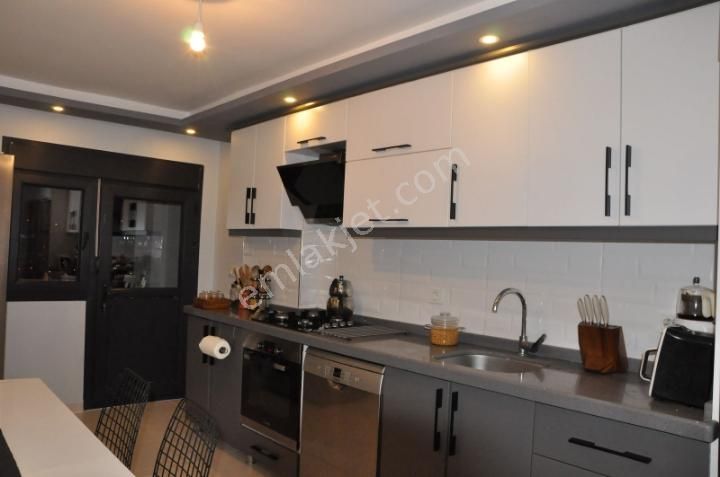 Kapanmaz Deniz Manzaralı, Ayrı Mutfaklı Çok Geniş Dupleks Daire - Görsel 22