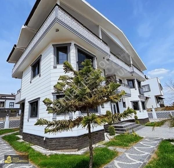 Sarıçam Çınarlı Satılık Villa SARIÇAM ÇINARLI'DA ÖZEL MİMARİ VE HOBİ BAHÇELİ 5+2 SATILIK VİLLA