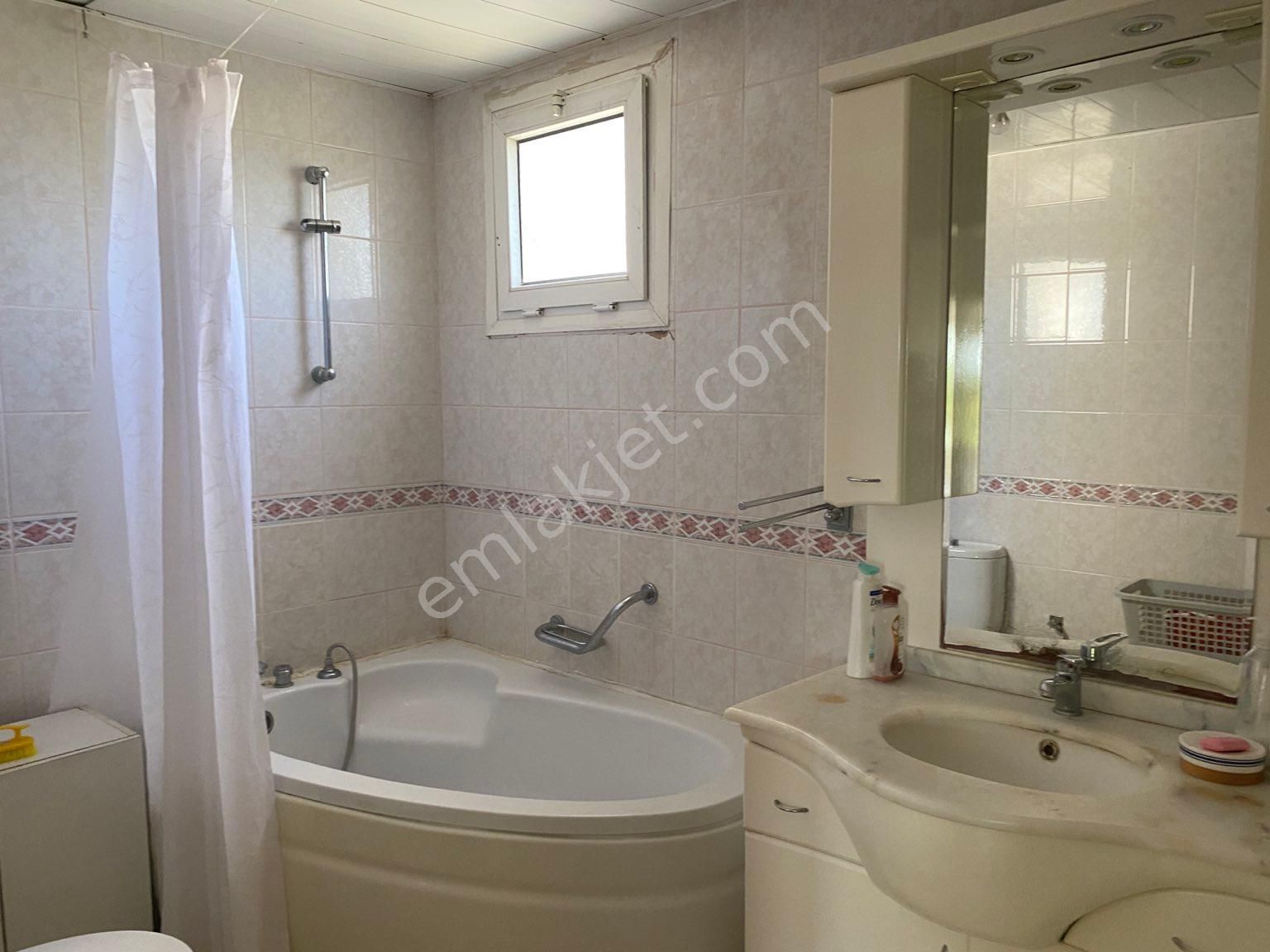 Çeşme Alaçatı Da Müstakil Bahçelikiralık Dubleks - Görsel 21