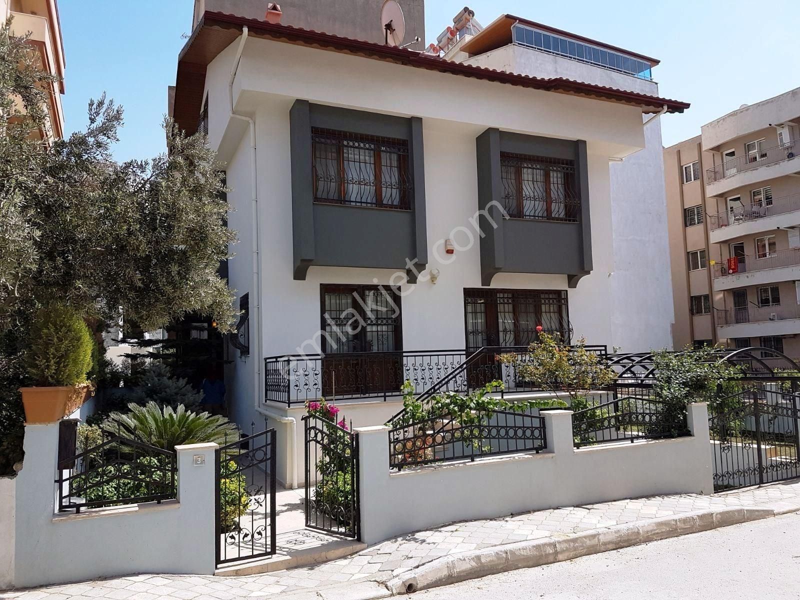 Söke Atatürk Satılık Villa Söke Atatürk Mahallesi Satılık Tripleks Villa