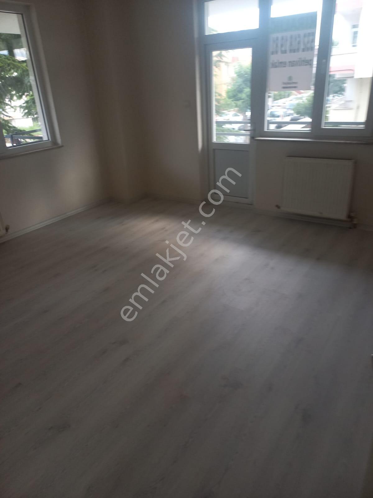 Çorum Pehlivan Emlaktan Carfur Civarı Temiz Bakımlı 3+1 Kiralık Daire - Görsel 13