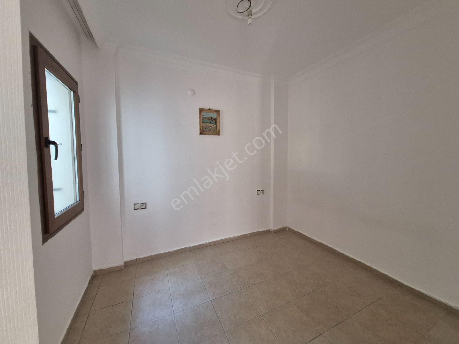 Bodrum Turgutreis Merkezde Satılık 2+1 Bahçe Katı Daire - Görsel 8