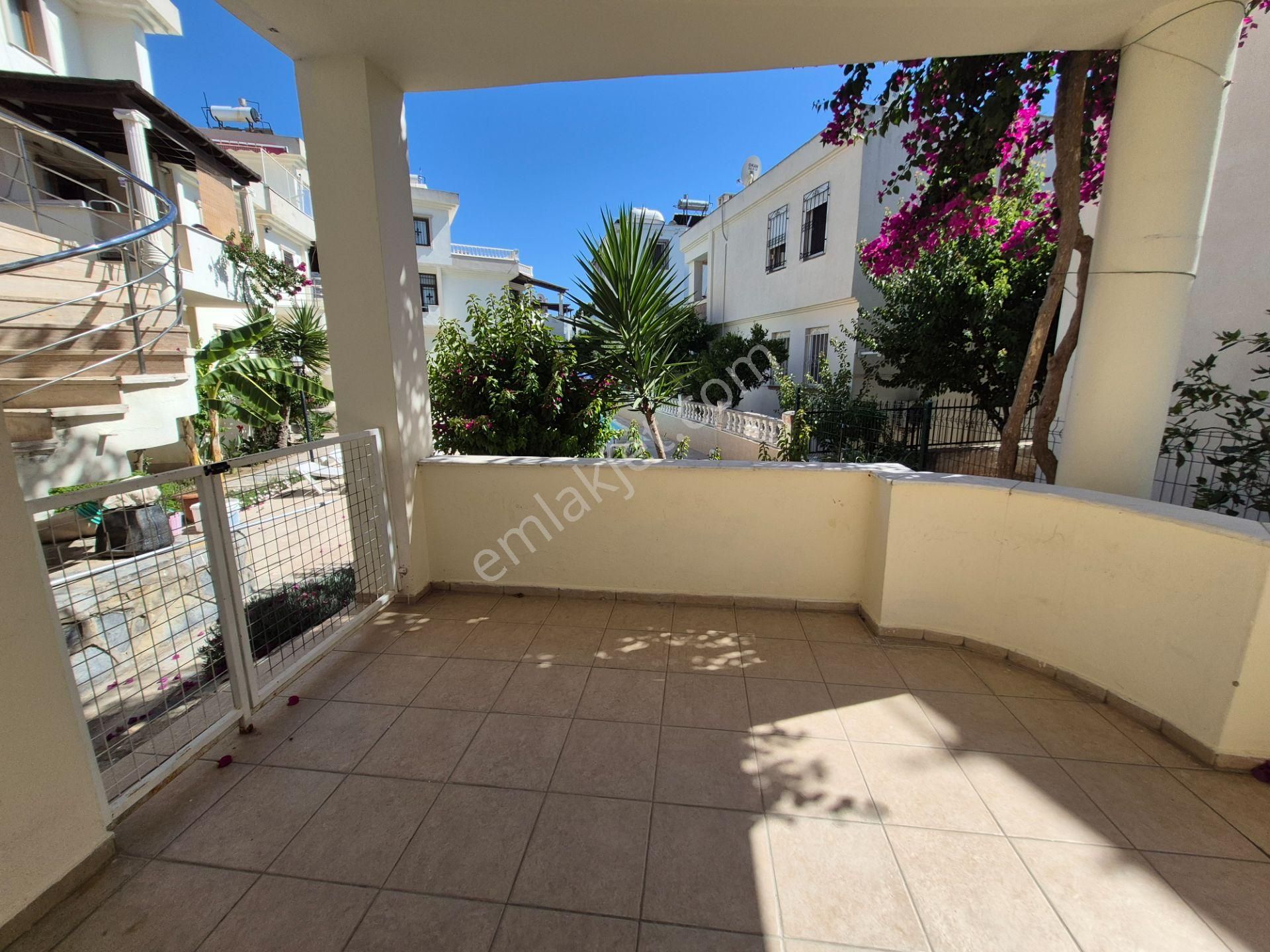 Bodrum Turgutreis Merkezde Satılık 2+1 Bahçe Katı Daire - Görsel 14