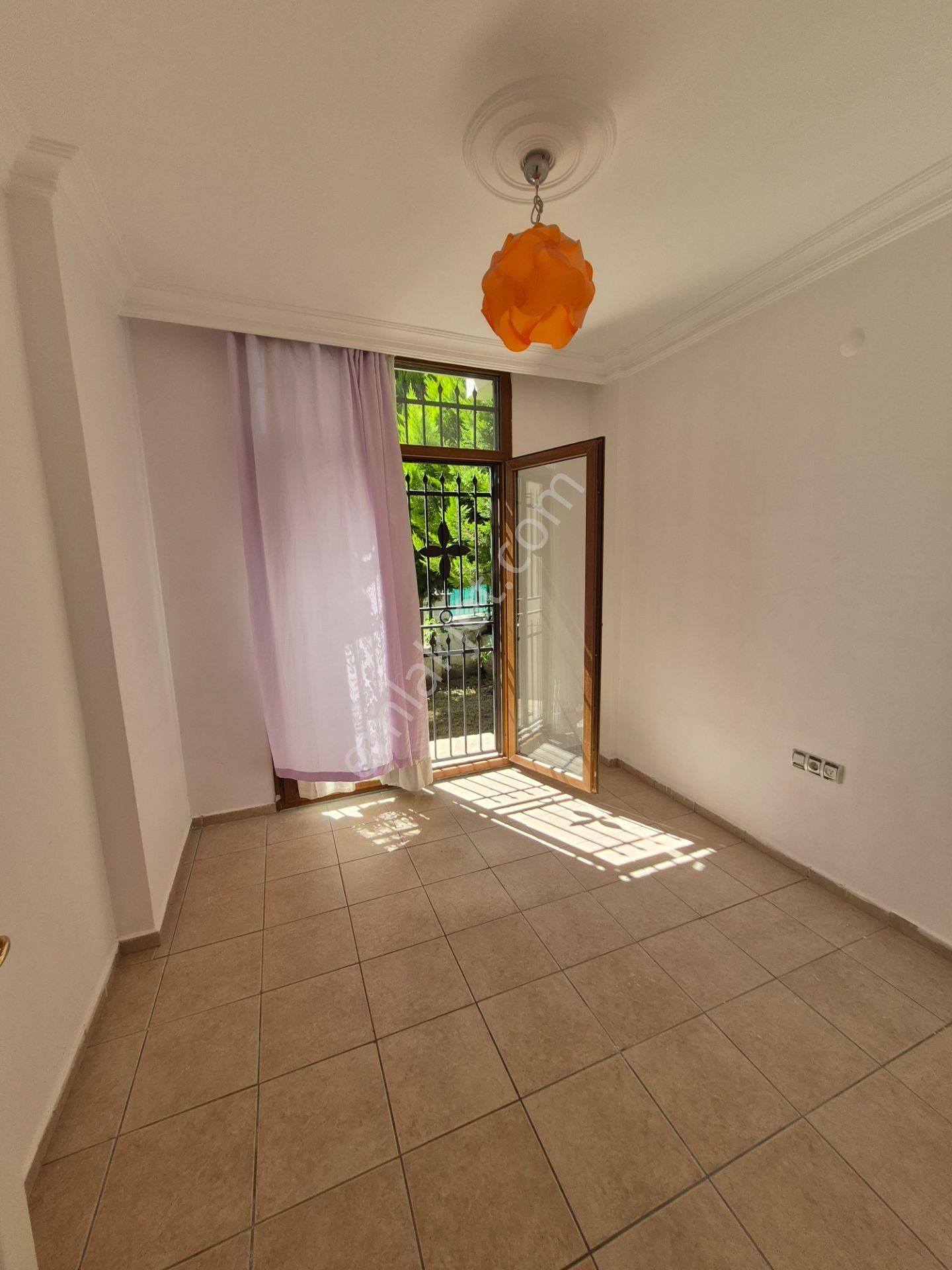 Bodrum Turgutreis Merkezde Satılık 2+1 Bahçe Katı Daire - Görsel 12