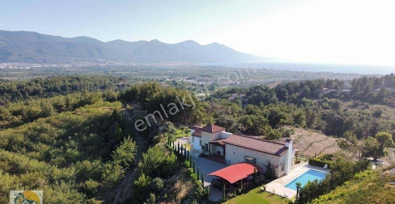 Kuşadası Soğucak Satılık Çiftlik Evi KUŞADASI SOĞUCAK BÖLGESİNDE 22,546 M2 DEV ÇİFTLİK EVİ+BAKICI EVİ