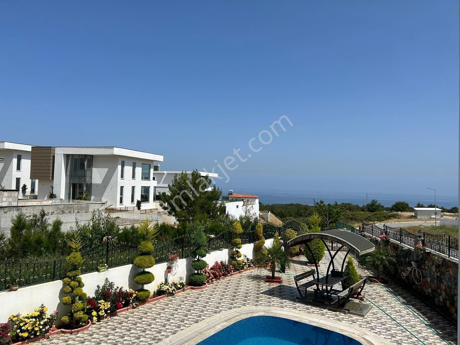 Girne Çatalköy'de Satılık Ultra Luks Villa - Görsel 31
