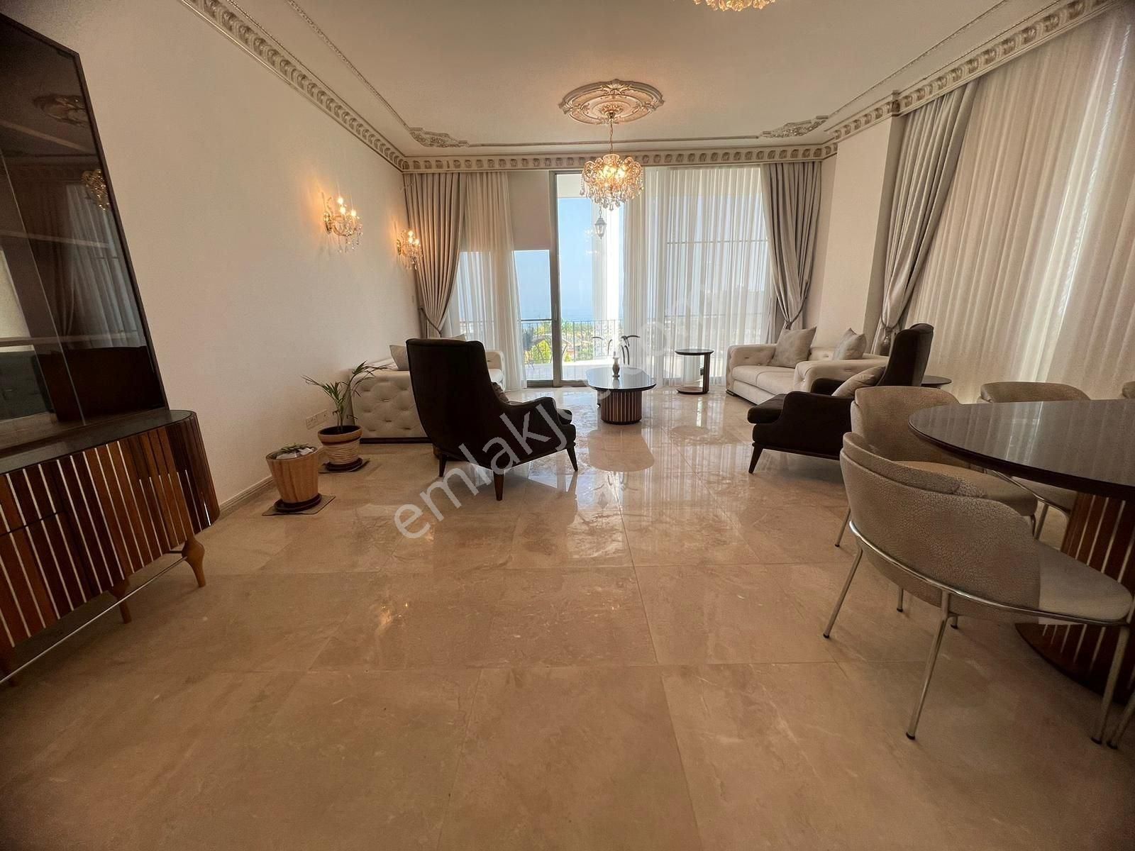 Girne Çatalköy'de Satılık Ultra Luks Villa - Görsel 27