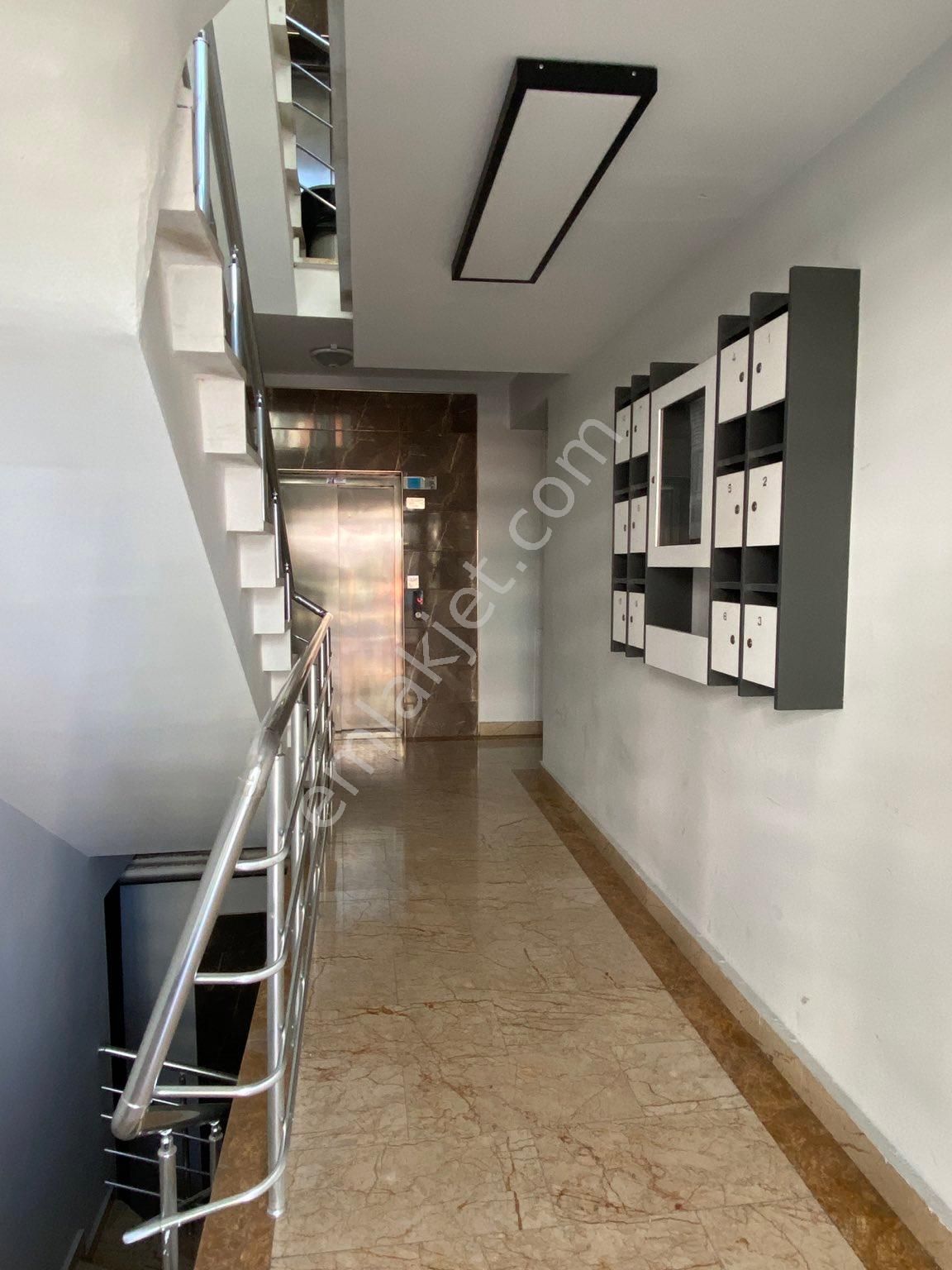 Site İci,klimalı,k.otoparklı , 120 M2 Eşyalı Satılık Daire - Görsel 4