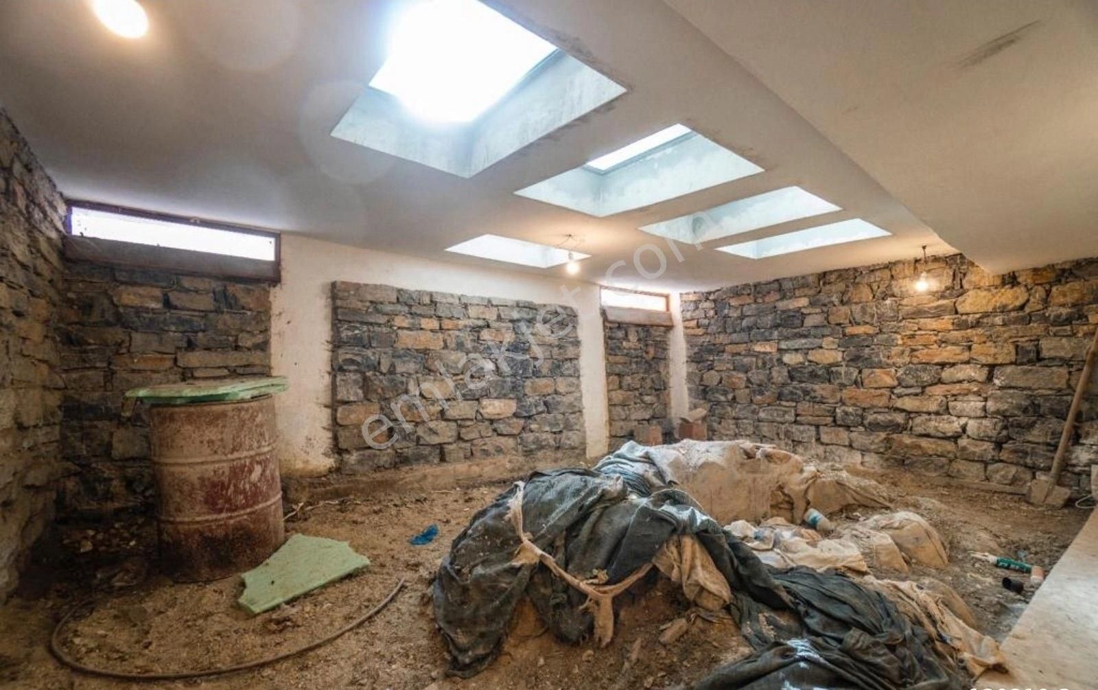 Bodrum Merkez'de Komple Satılık Bina - Görsel 11