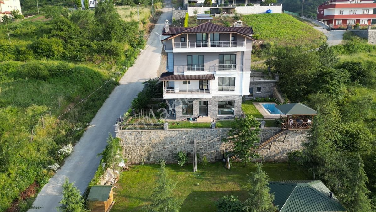 Akçaabat Söğütlü Satılık Villa  ÇAĞ,GAYRİMENKUL'DEN,AKÇAABAT,SÖĞÜTLÜDE,SATILIK,MANZARALI,VİLLA