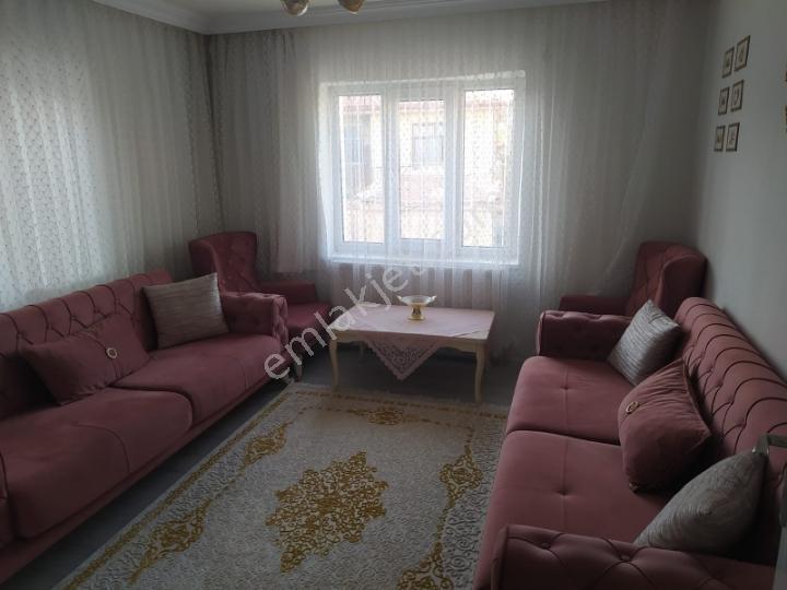 Acil Satılık Çarşıya Yürüme Mesafesinde Müstakil Ev - Görsel 8