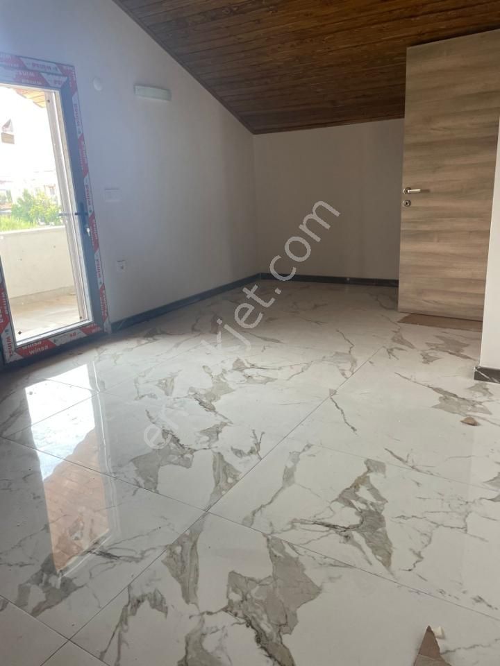 Ümmetoğlu'ndan 4+1 Tek'nizam Bahçeli Alaçatı Taş Kaplama 305 M2 Arsa - Görsel 15