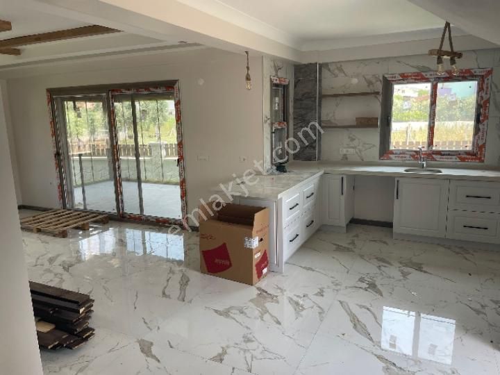 Ümmetoğlu'ndan 4+1 Tek'nizam Bahçeli Alaçatı Taş Kaplama 305 M2 Arsa - Görsel 17