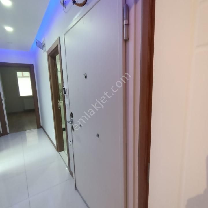https://imaj.emlakjet.com/listing/13467117/1B6E6C1F46D2A83825639FB4CDCE98C313467117.jpeg