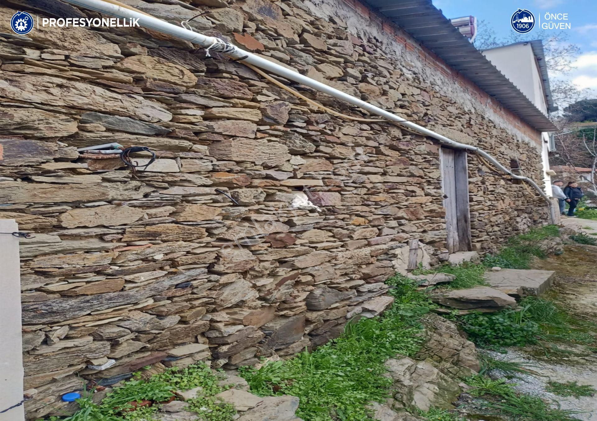 Karaburun Sarpıncık Köy Merkezinde Satılık Arsa - Görsel 4