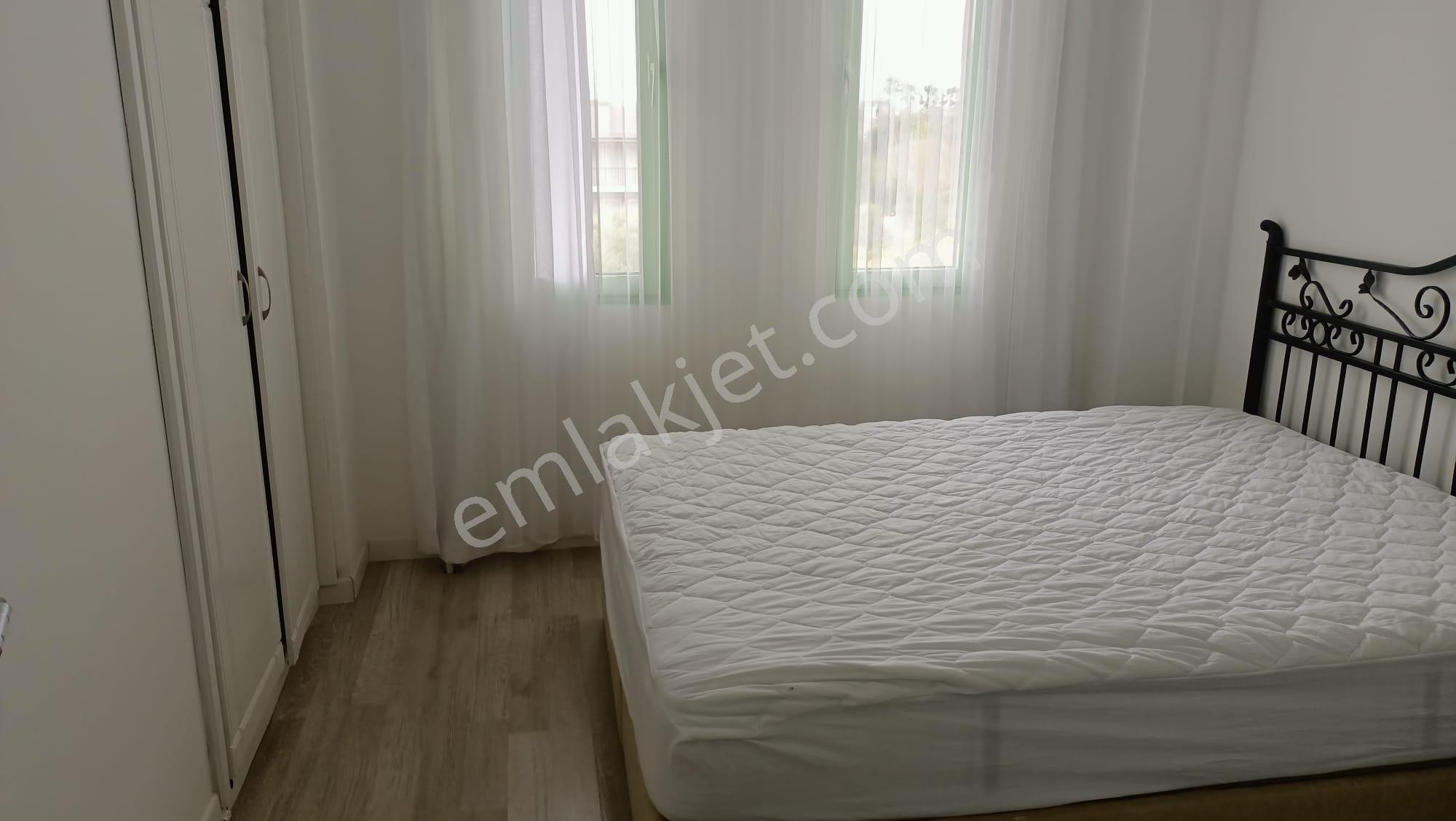 Çeşme Mamurbaba Mevkiinde Sezonluk Kiralık Mobilyalı Villa - Görsel 20