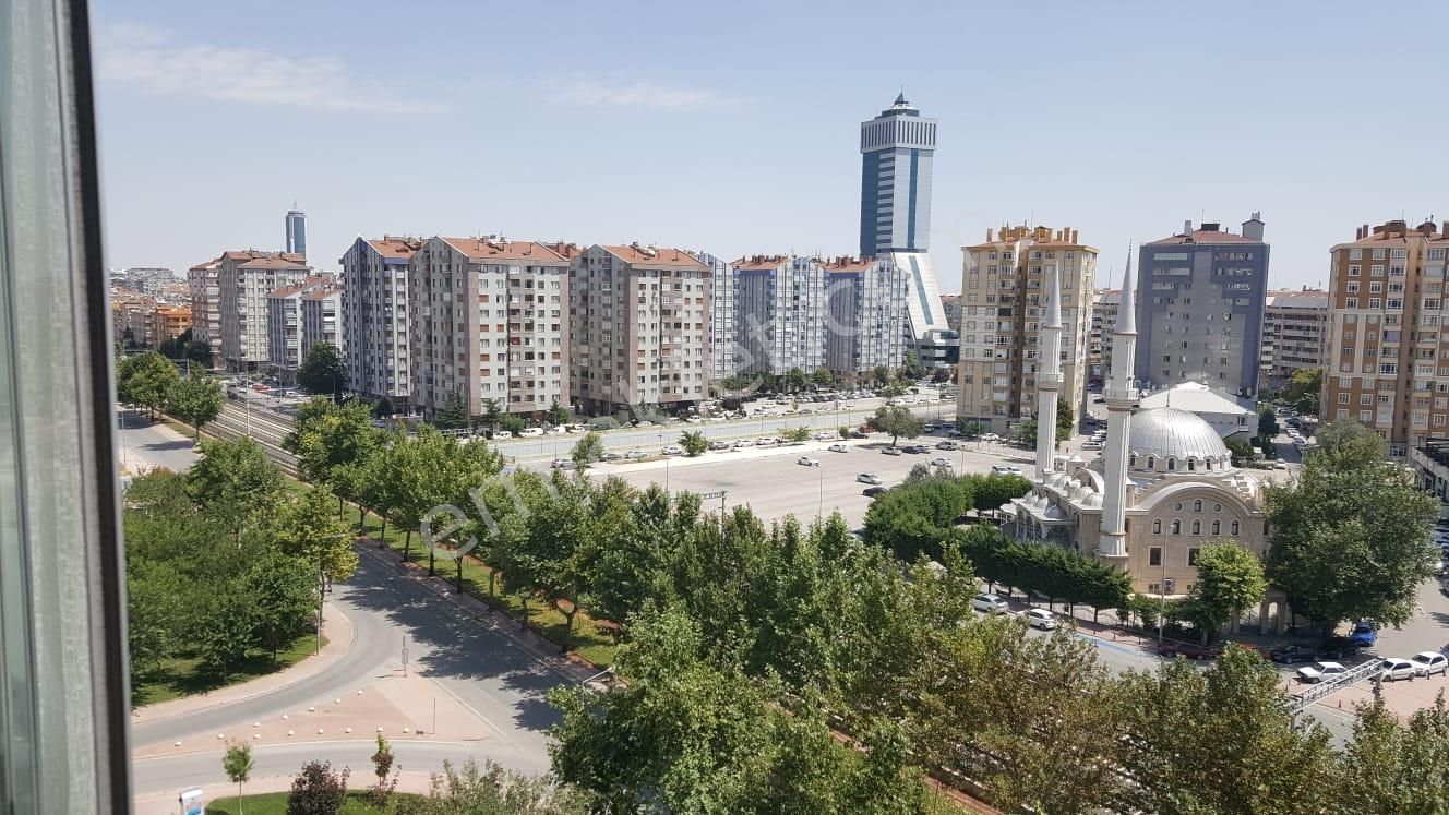 Selçuklu Şeker Satılık Daire  ŞEFİKCAN ÖN CEPHE 221 M2 ARAKAT 3+1 RADYE TEM- YTONG ÇİFT BANYO