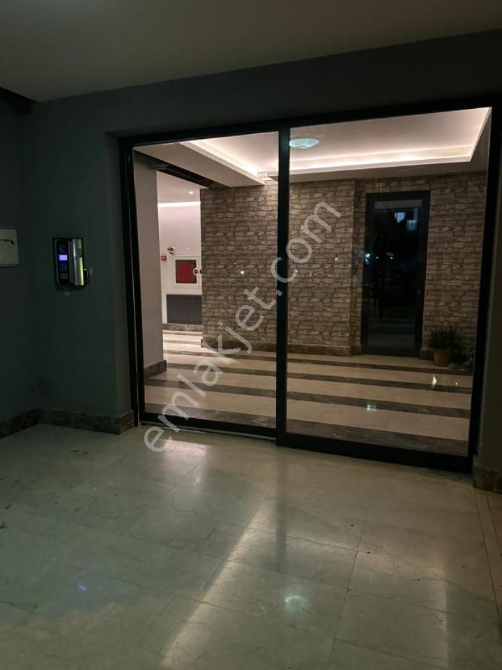 Hasarsız Bina Az Kullanılmış Sıfır Ayarında - Görsel 22