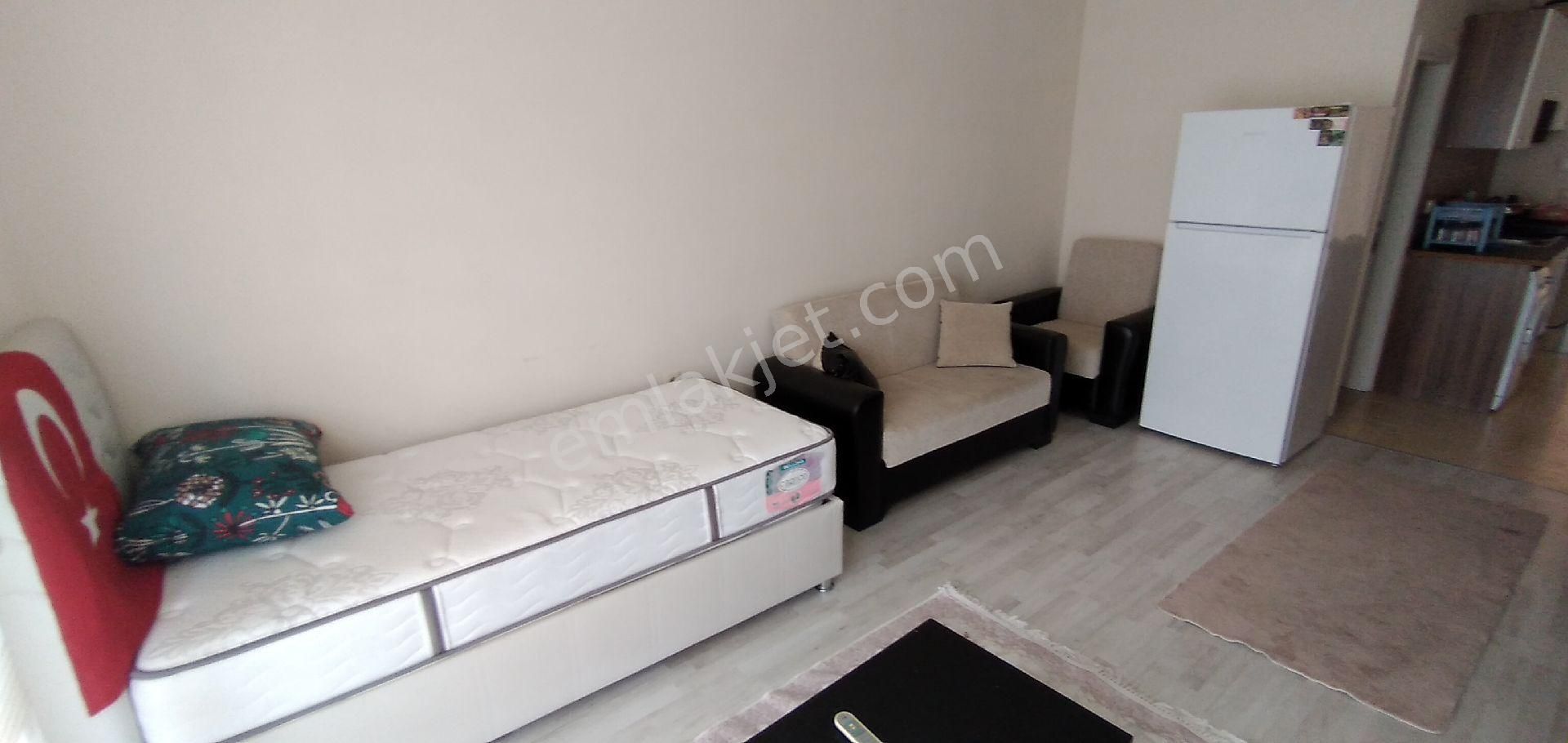 https://imaj.emlakjet.com/listing/13517101/6C8BE87D331C25D9F8D11C5617B0D3BC13517101.jpeg
