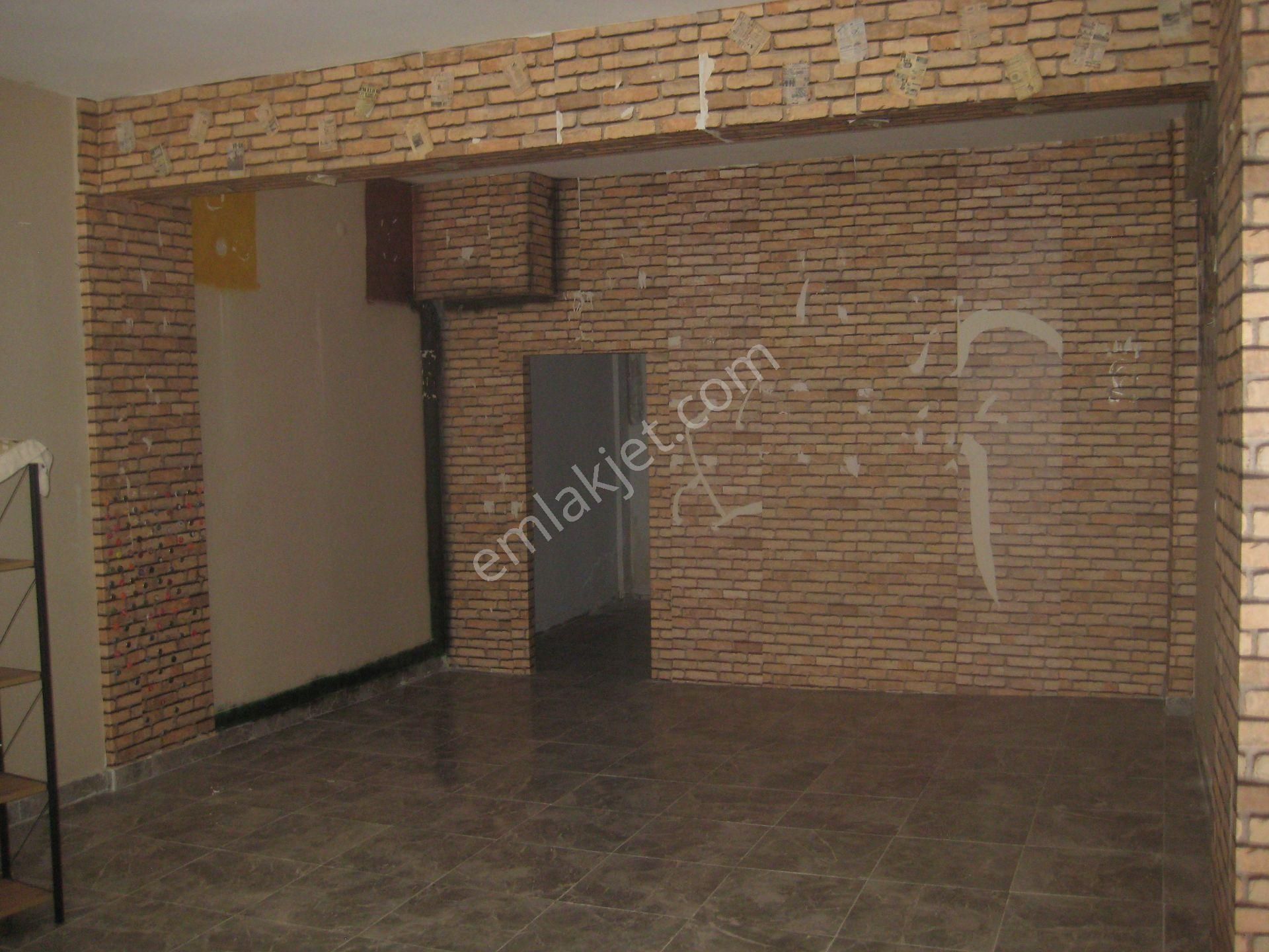 Menemen Esatpaşa Çarşıda Merkezde Kiralık 75 M2 Köşe Dükkan - Görsel 7