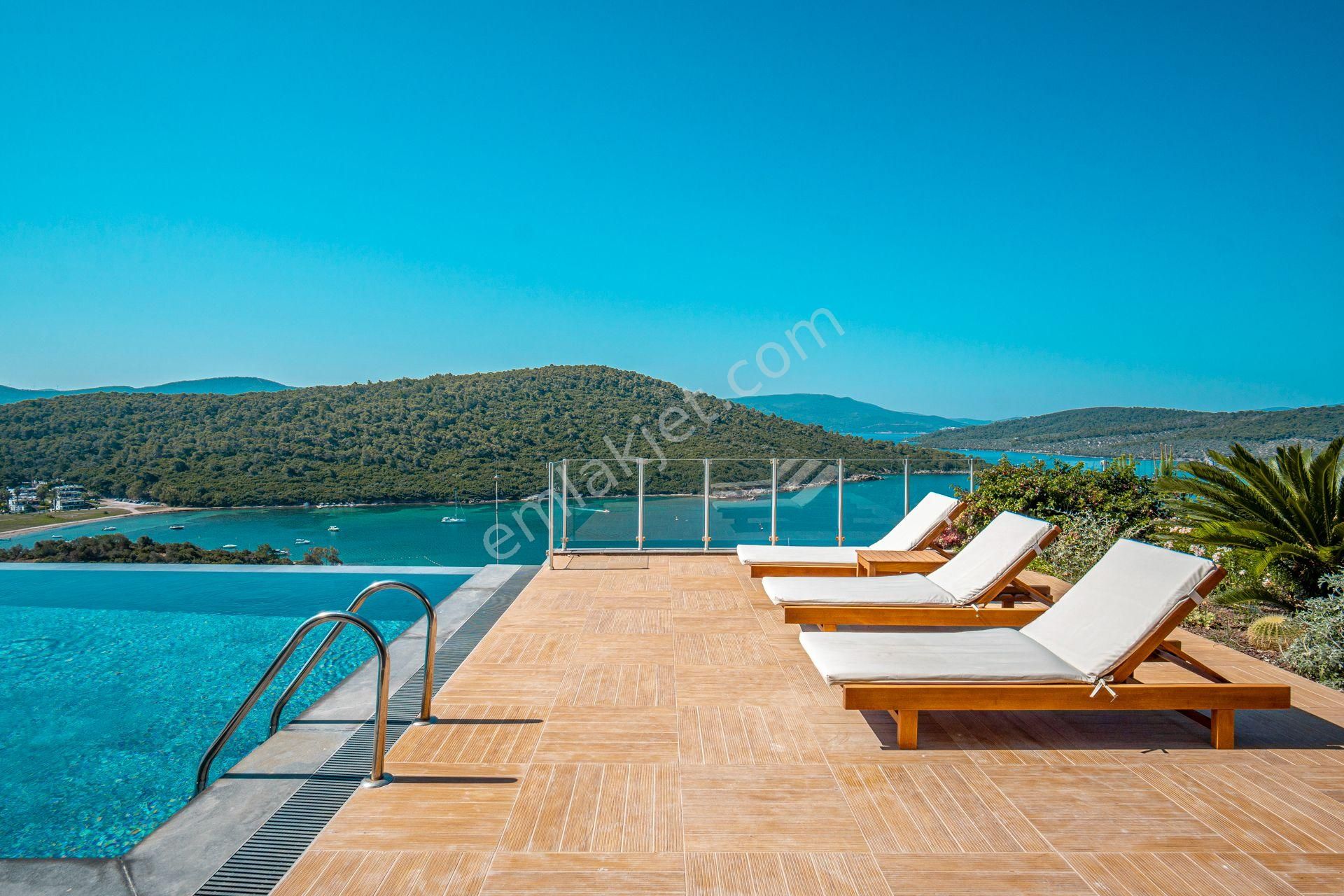 Milas Boğaziçi Satılık Villa  Adabükü Koyu'nda Full Deniz Manzaralı Bitişik Nizam 2 Villa