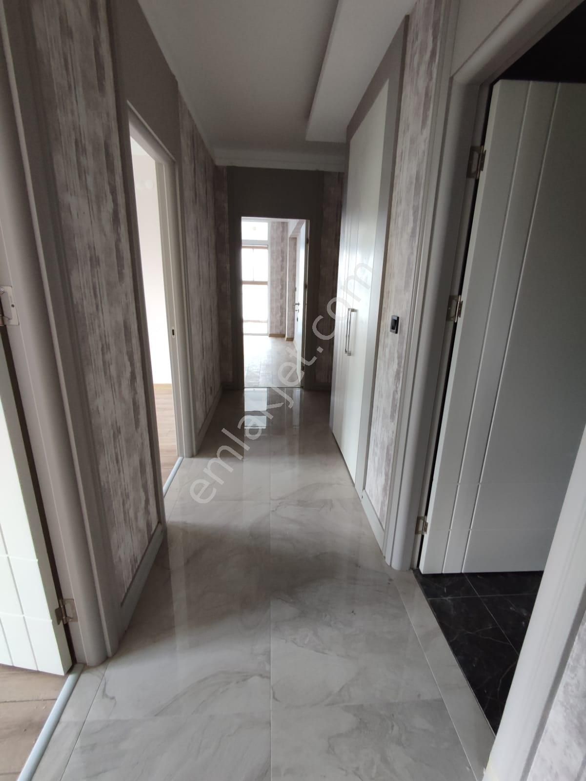https://imaj.emlakjet.com/listing/13549656/5F7C52131716206817BE3FDD25347FD913193845.jpg