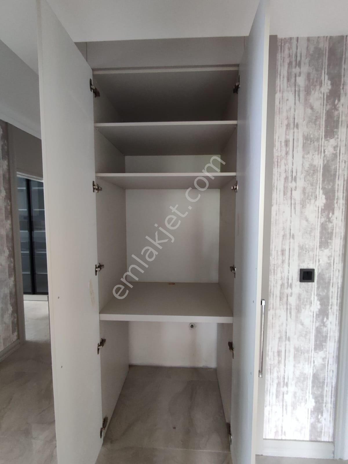 https://imaj.emlakjet.com/listing/13549656/D50335D1222B3B330530A32F03D35A9213193845.jpg