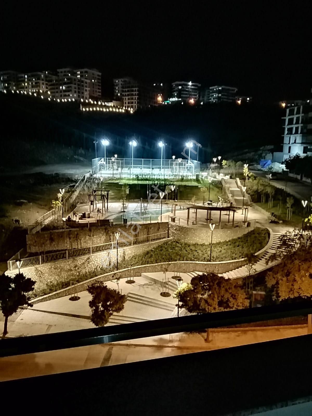 İzmir Kent İki De Satılık Lüx Teraslı Dublex 4+1 Daire - Görsel 16