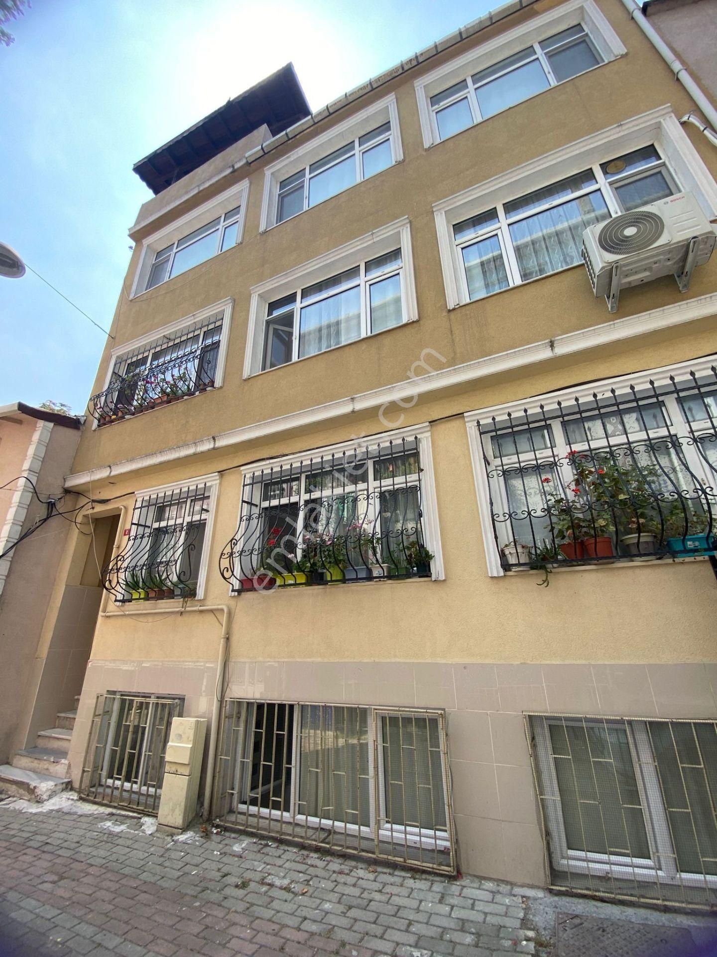 E&s Gayrimenkul Cerrahpaşa Has.karşısı 5 Katlı Satılık Bina - Görsel 4