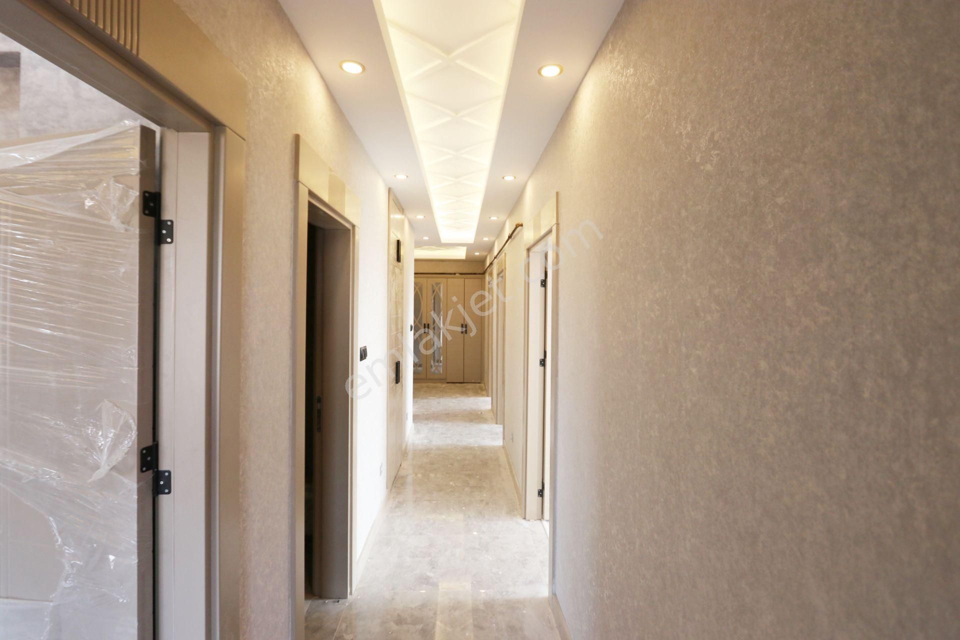 Alpaslan'da Çift Banyolu Şık Tasarım Arakat Ultralüx 3+1 Daire - Görsel 23