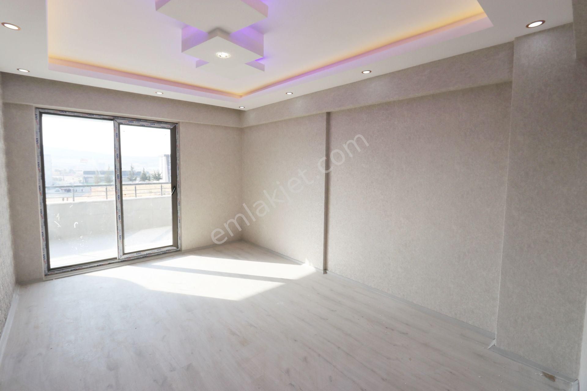 Alpaslan'da Çift Banyolu Şık Tasarım Arakat Ultralüx 3+1 Daire - Görsel 14