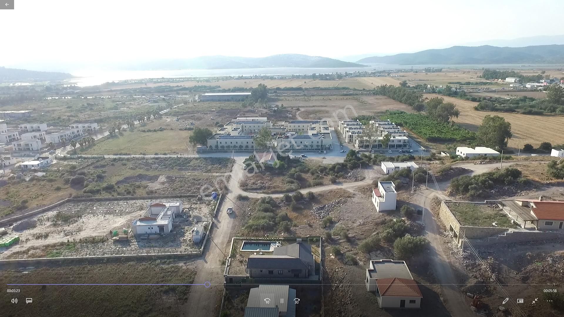 Bu Bölgenin En Güzel Konumda Arsası 3 Tarafı Yol Cepheli - Görsel 12