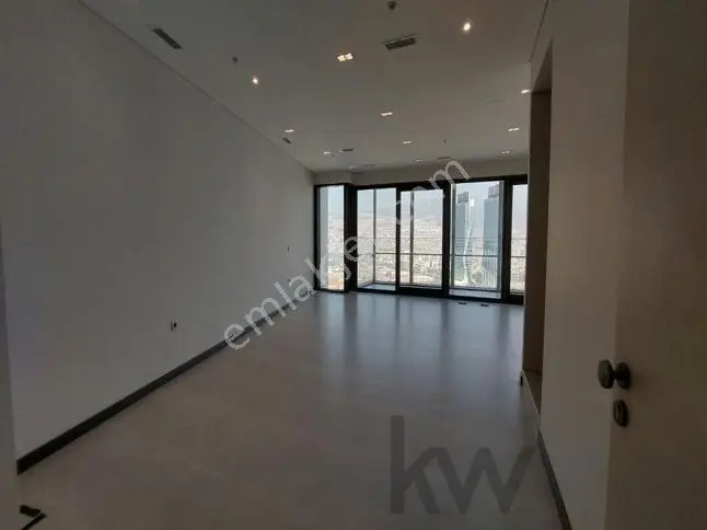 Ege Perla Kiralama Ofisi'nden Bayraklı'da 184m2 Kiralık Ofis - Görsel 3