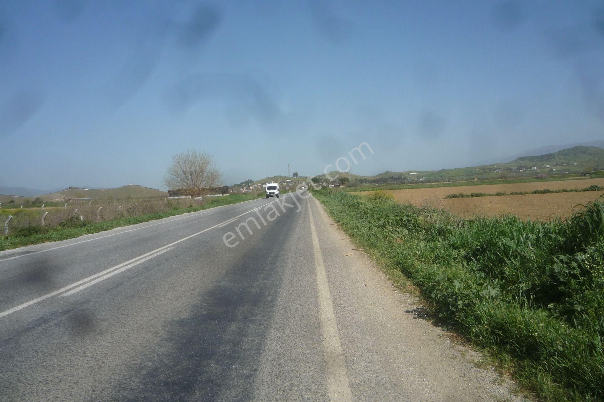 İzmir Torbalı Gold Emlaktan Satılık Kıymetli Tarla... - Görsel 4