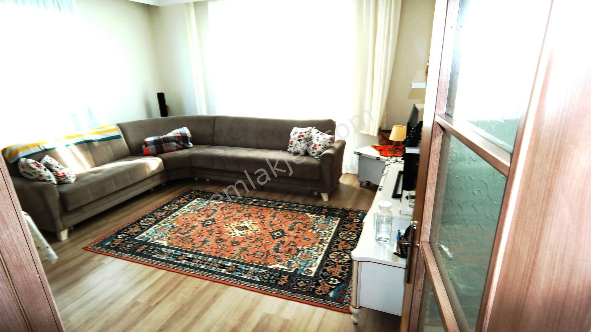 Pendik Esenyalı Satılık Daire SATILIK DAİRE PENDİK ESENYALI MAHALLESİ 