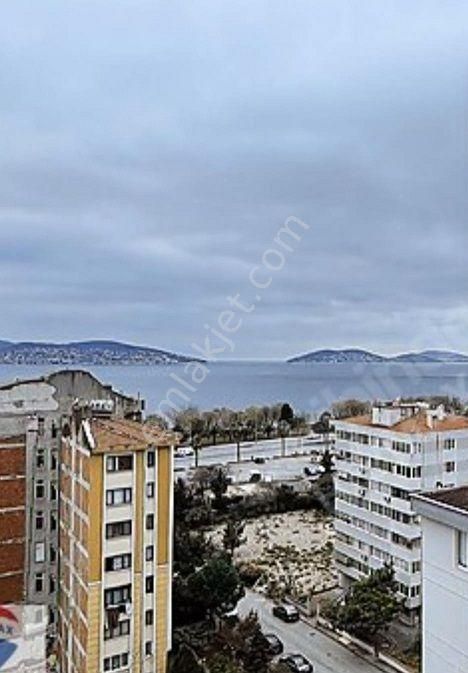 Kartal Kordonboyu Satılık Daire  Muhteşem Konumu ile Atalar Sahilde Deniz Manzaralı Satılık 3+1